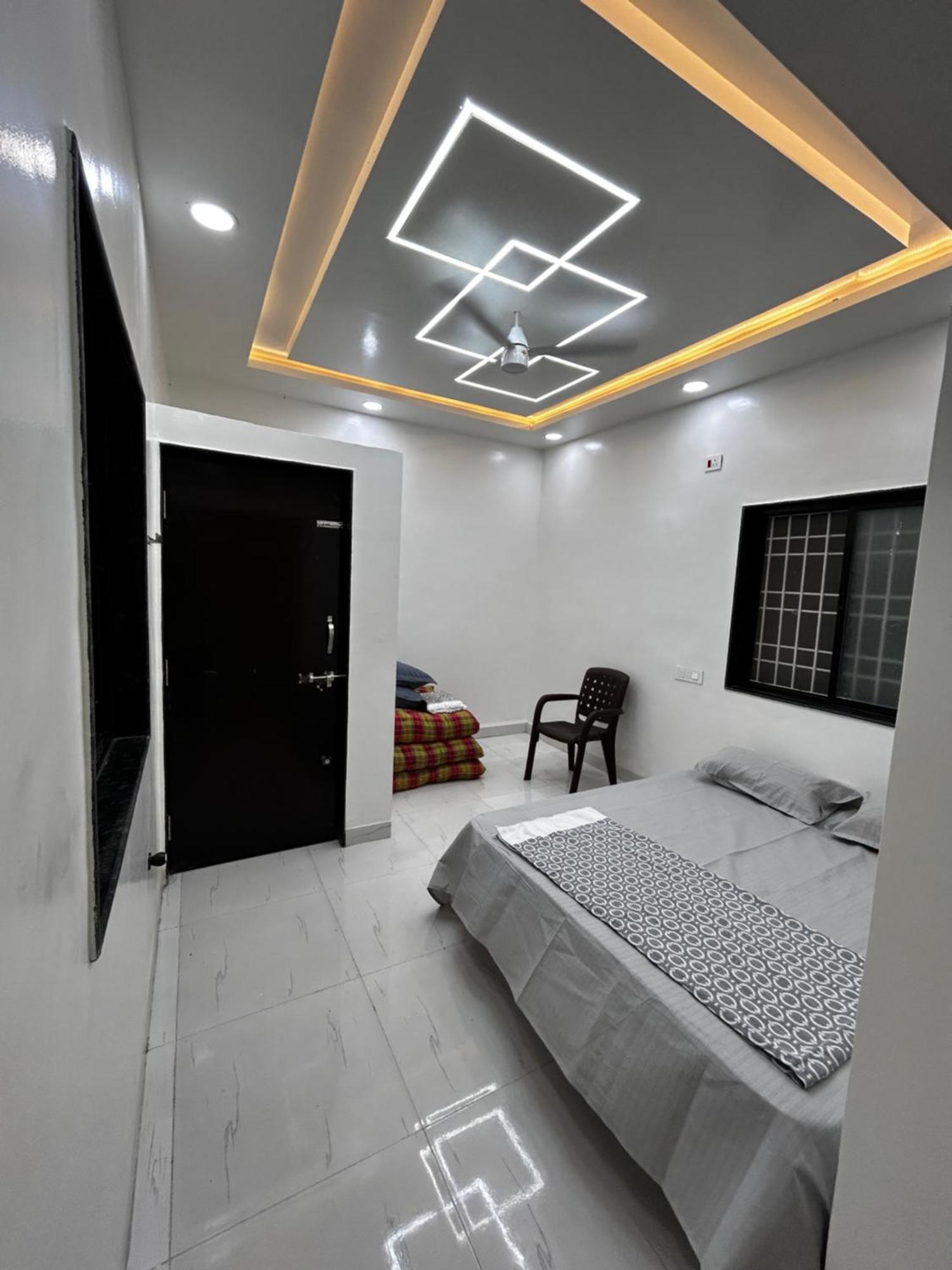 Vatavriksha Guest House,Akkalkot Akalkot 외부 사진